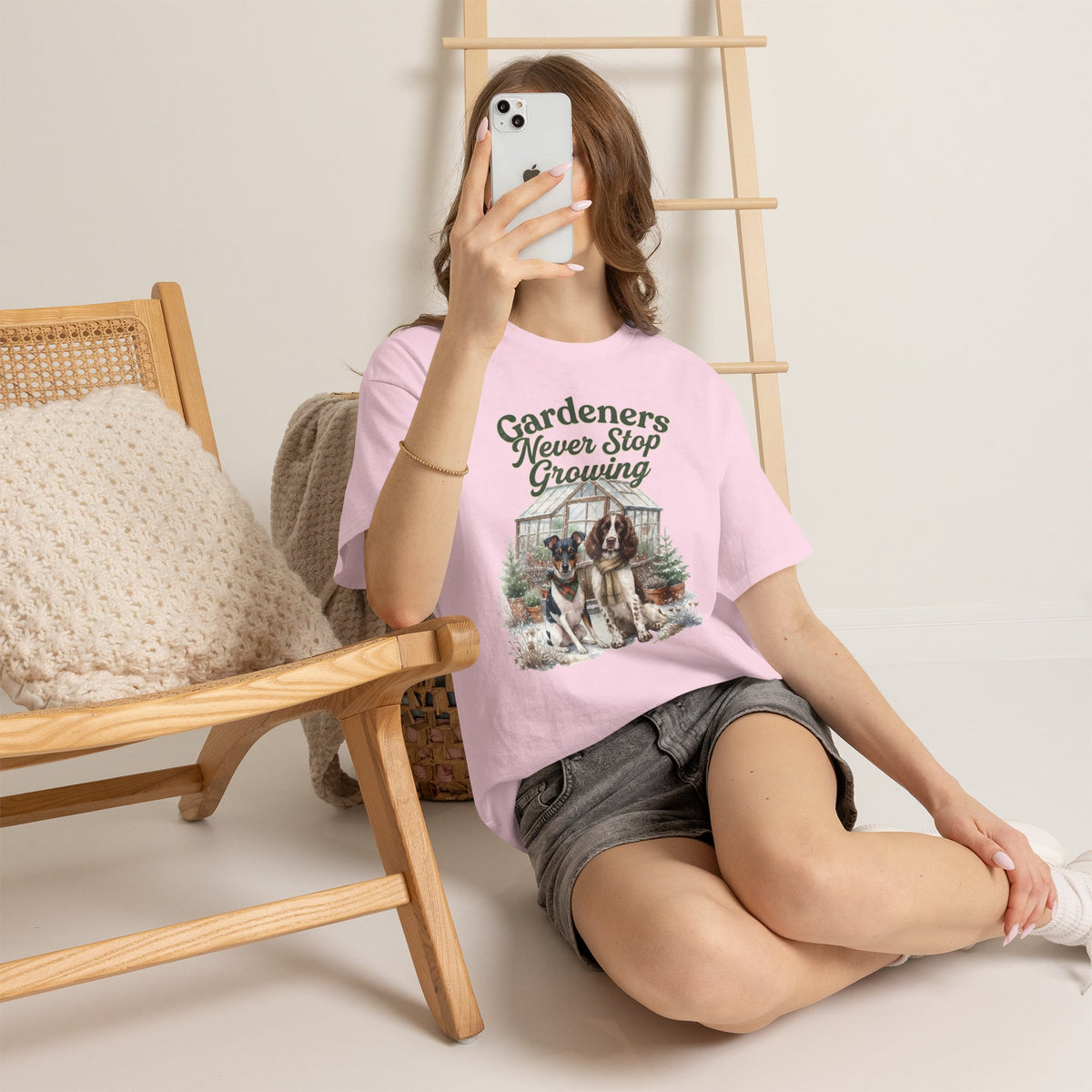 Gardeners Never Stop Growing Unisex T-Shirt